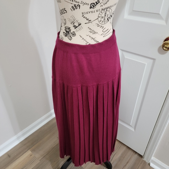 Vintage Bryan Connelly Wool blend Pleaded Red Sweater Maxi Skirt Size Medium EUC - Picture 8 of 9